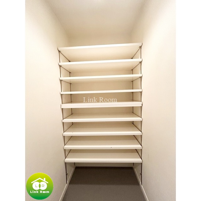 ＷコンフォートタワーズWESTの収納