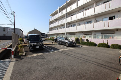 【駐車場】 | グランパレ
