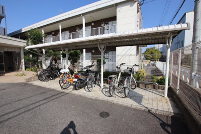 【その他共用部分】 | グランパレ | 駐輪場