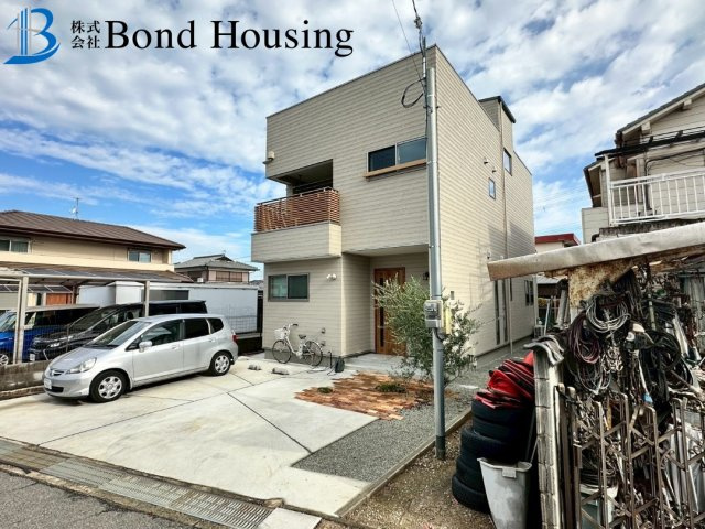 ルーフバルコニー付・駅徒歩15分・大久保町大久保町　中古戸建のその他