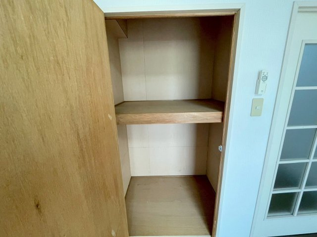 第6中本ビルの収納