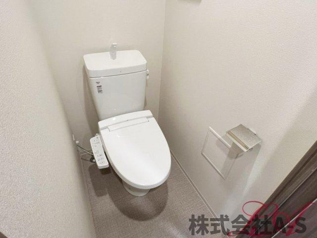 プレサンスＴＨＥ新栄のトイレ|同間取り画像使用
実際のお部屋と色などが異なる場合がございます。