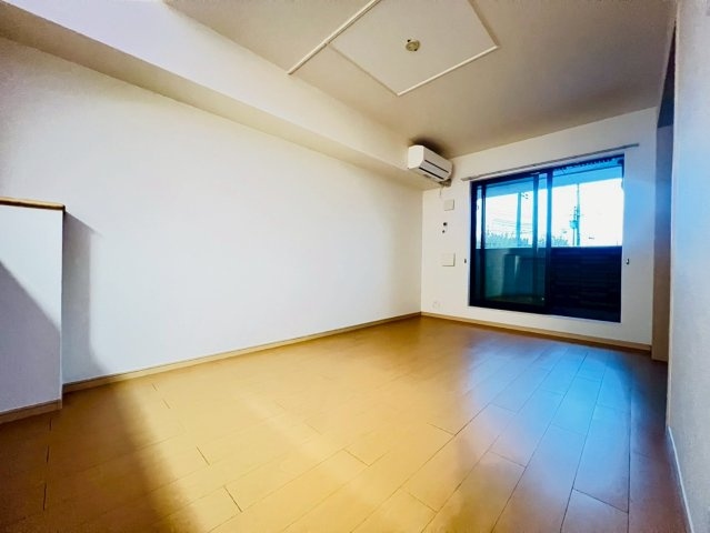 マーベラス・ガーデンCの居間・リビング