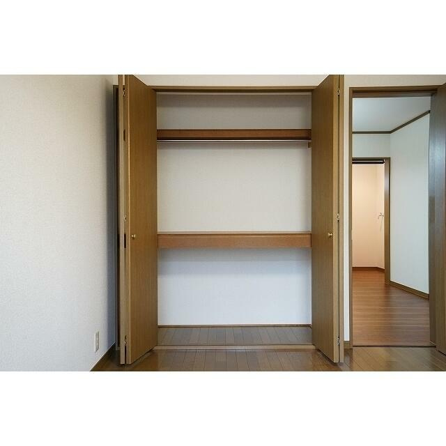 マロンクラッセＥ棟の収納