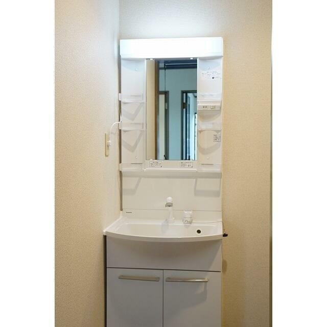 マロンクラッセＥ棟の洗面所