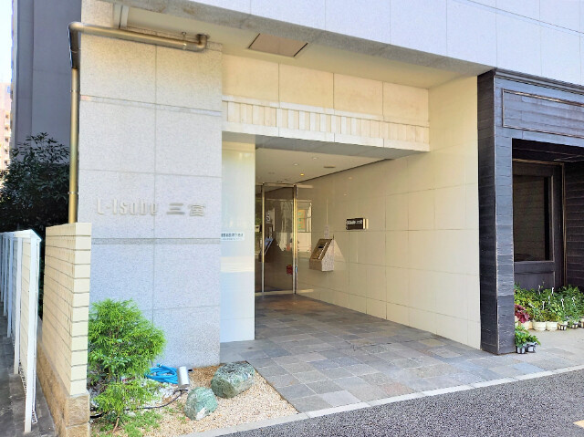 エルイソベ三宮のエントランス