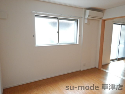 【寝室】 | Casa横町 | 使い勝手のいい寝室です