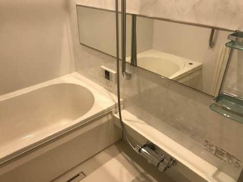 シャーメゾン　リュエル八戸ノ里の浴室