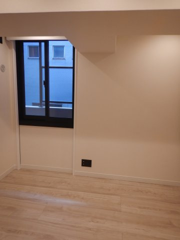 ダイアパレス元浅草２の洋室