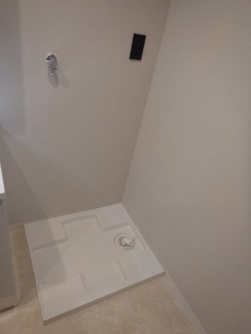 ダイアパレス元浅草２のランドリースペース