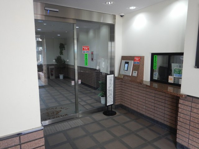 ダイアパレス元浅草２のエントランス
