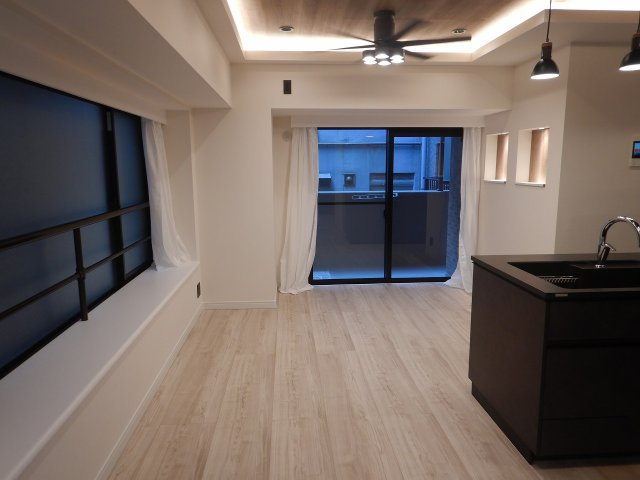 ダイアパレス元浅草２の居間・リビング