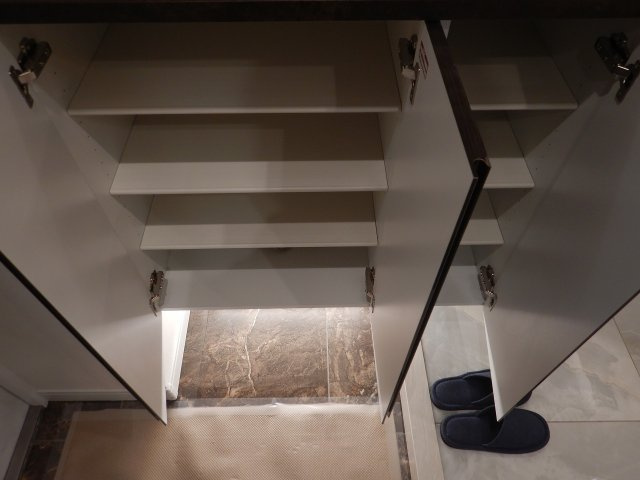 ダイアパレス元浅草２の玄関