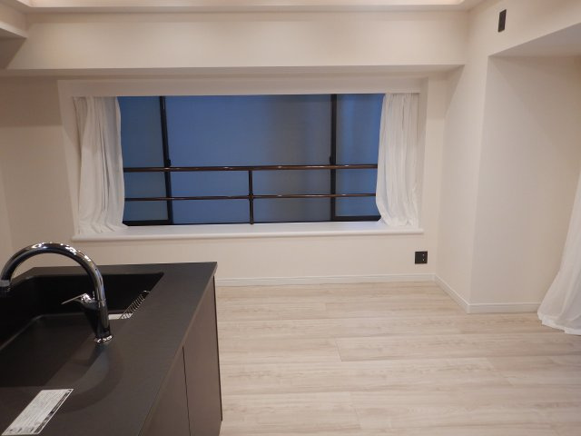 ダイアパレス元浅草２の居間・リビング