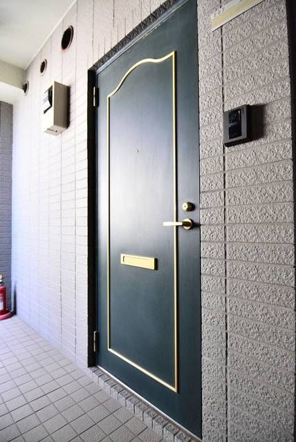 サンバレー梅ヶ丘の玄関