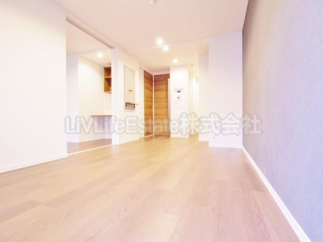 小平市鈴木町２丁目のアパートの居間・リビング