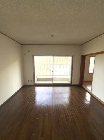 グレーセル宮永の居間・リビング