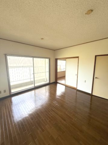 グレーセル宮永の居間・リビング