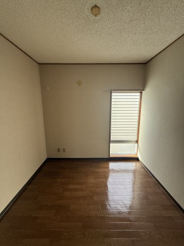 グレーセル宮永の洋室