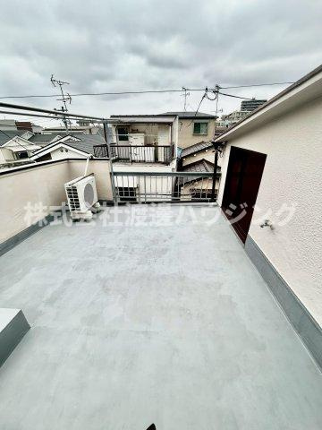 大阪市平野区喜連東２丁目の一戸建てのバルコニー