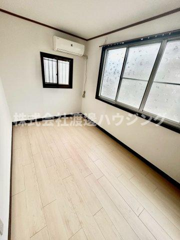 大阪市平野区喜連東２丁目の一戸建ての洋室