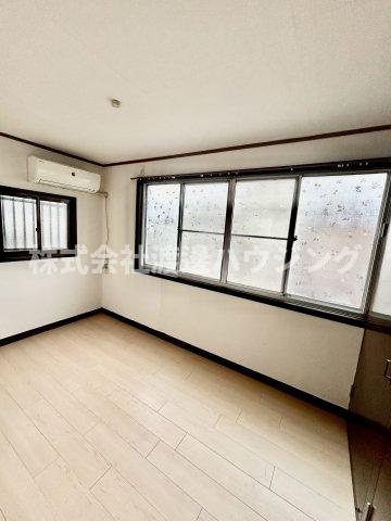 大阪市平野区喜連東２丁目の一戸建てのその他|窓