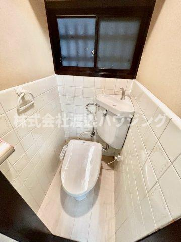 大阪市平野区喜連東２丁目の一戸建てのトイレ