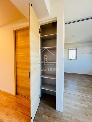 Ｖｉａ　Ｓｏｌｅ　真法院 の収納|同マンション別部屋：参考写真