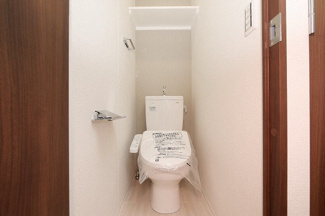 【トイレ】 | Le-Bear天王寺東 | 落ち着いた色調のトイレです