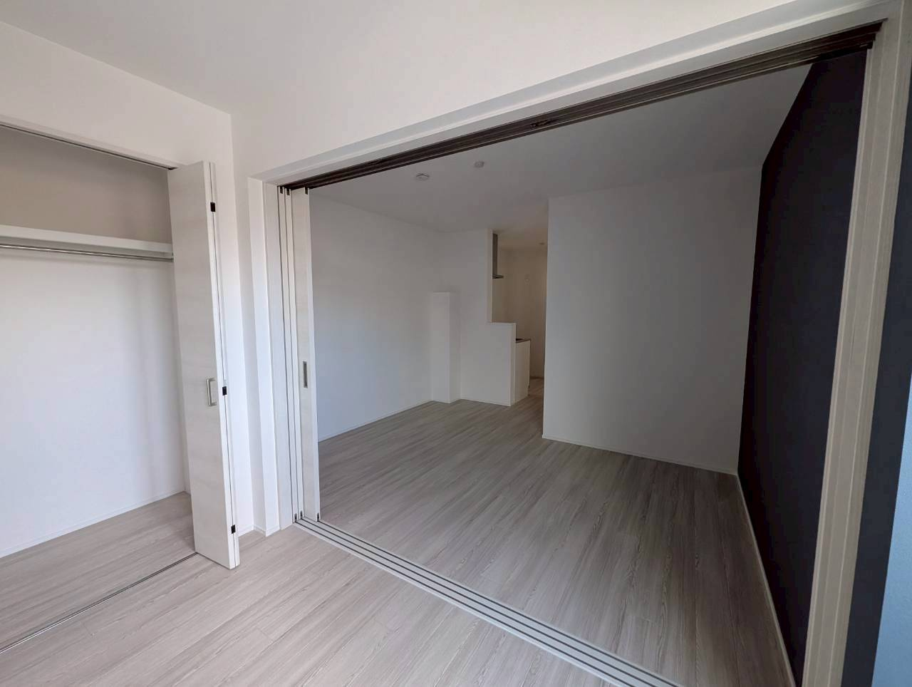 ドエル小花の居間・リビング