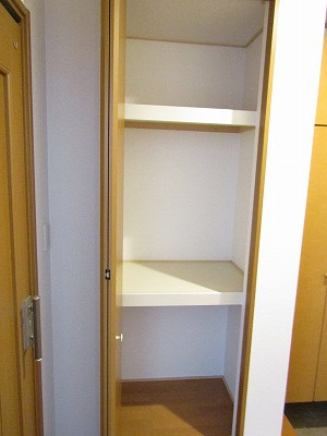 【エントランス】 | ラサンテ