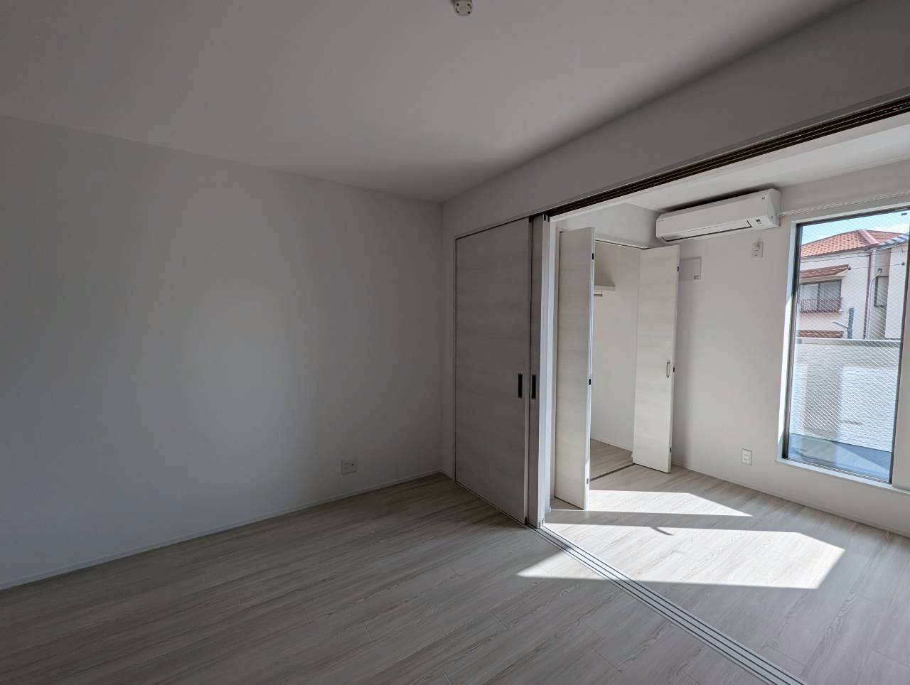 ドエル小花の居間・リビング