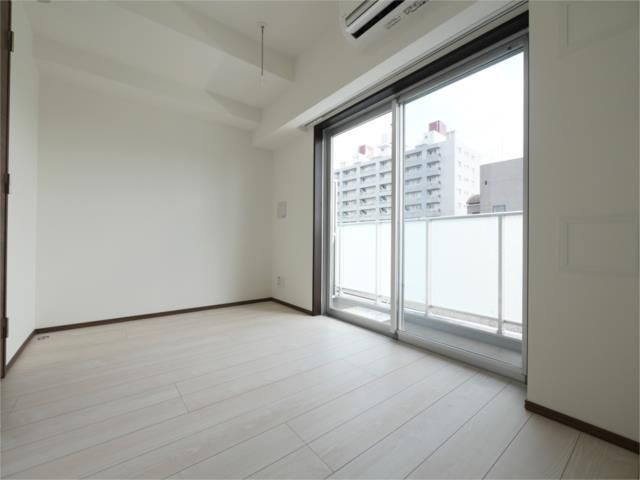 ジェノヴィア桜上水ＩＩの居間・リビング