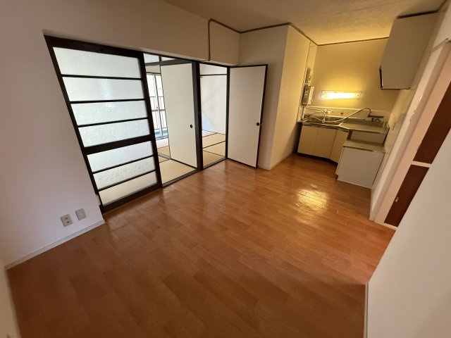 パレス柴原の内装