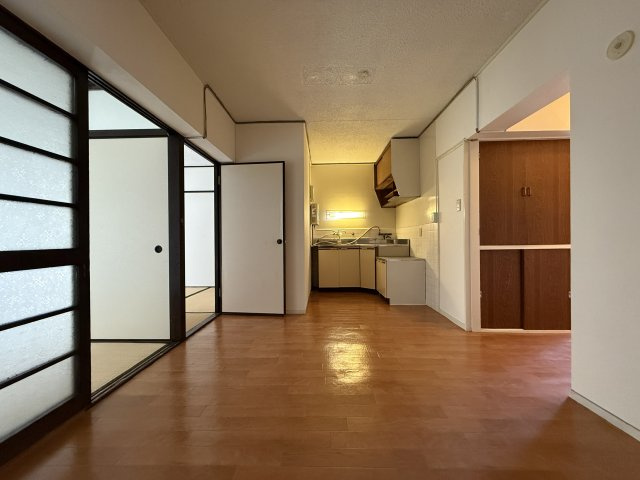 パレス柴原の居間・リビング