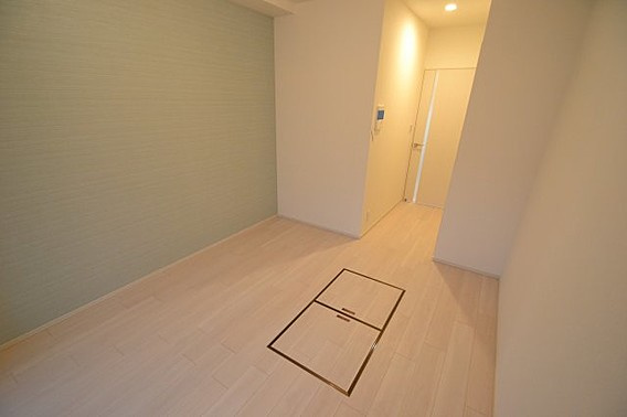 スプランディッド神戸北野の洋室