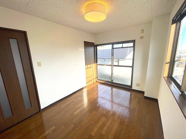 サンフィールド六甲の居間・リビング