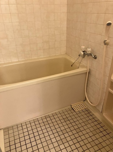 メロディ三宮東の浴室