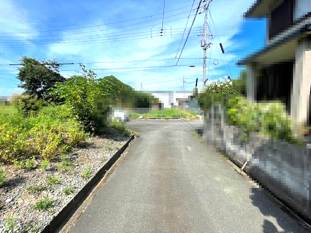 高島市新旭町新庄101坪売地の前面道路含む現地写真