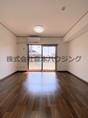 【居間・リビング】 | 　東香里野村マンション | きれいなリビングです