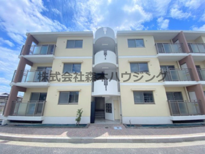 【外観】 | 　東香里野村マンション | 物件の外観です