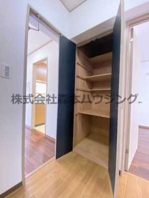 【収納】 | 　東香里野村マンション | 小物を収納するのに便利です