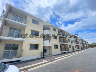 【外観】 | 　東香里野村マンション | 外観もきれいです