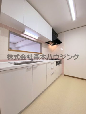【キッチン】 | 　東香里野村マンション | お料理しやすいキッチンです
