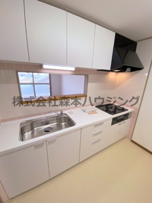 【キッチン】 | 　東香里野村マンション | キッチンでお料理をお楽しみください