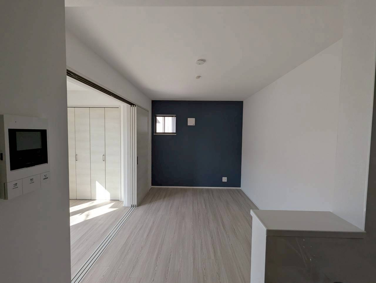 ドエル小花の居間・リビング