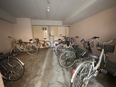 【その他共用部分】 | ルミエール備後町 | ルミエール備後町　駐輪場