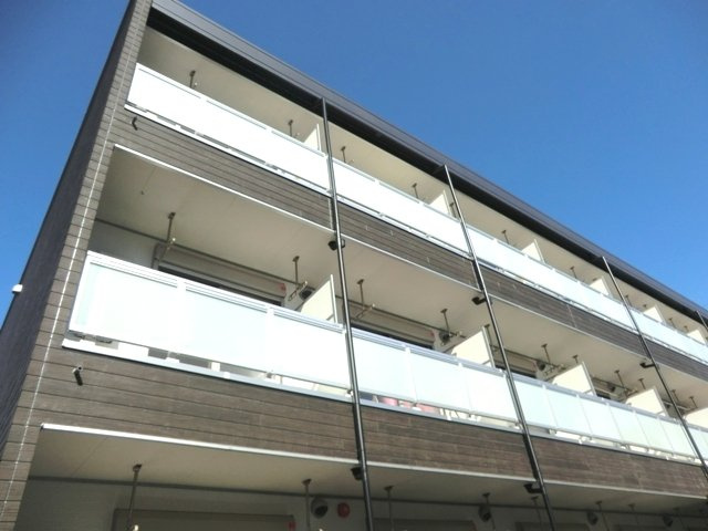 リブリ・プライムの外観|★鉄骨造３階建てマンション！外観です。★