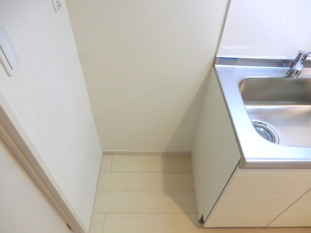 リブリ・プライムのキッチン|★冷蔵庫置場あり。２ドアのシングルタイプの冷蔵庫が設置可能です。★