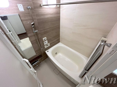 【浴室】 | プレサンスロジェ丸の内 | お風呂で日々の疲れを落としましょう